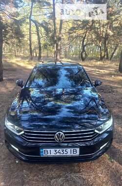 Седан Volkswagen Passat 2017 в 