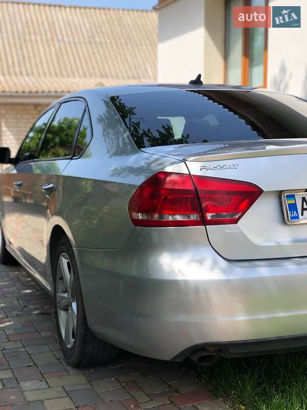 Седан Volkswagen Passat 2014 в Ружині