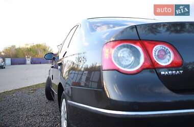 Седан Volkswagen Passat 2007 в Новому Розділі