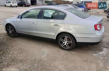 Седан Volkswagen Passat 2010 в Киеве