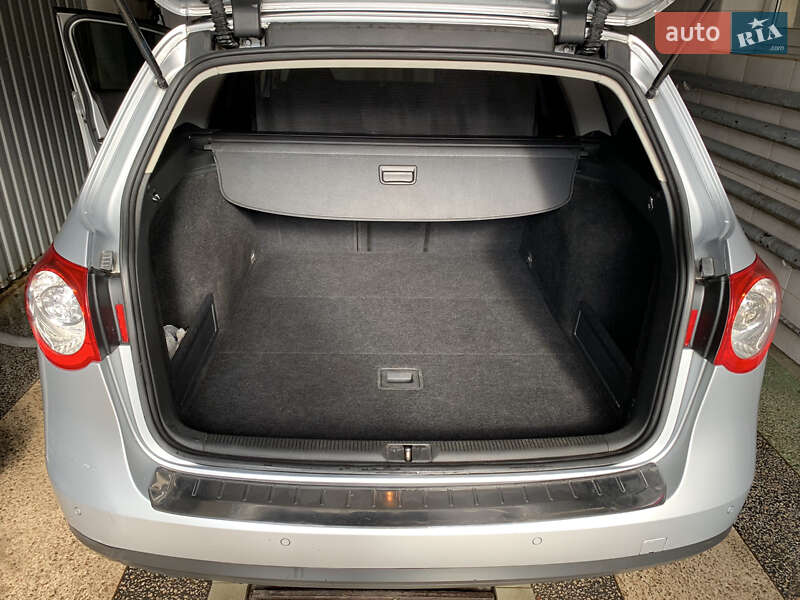 Універсал Volkswagen Passat 2010 в Вінниці