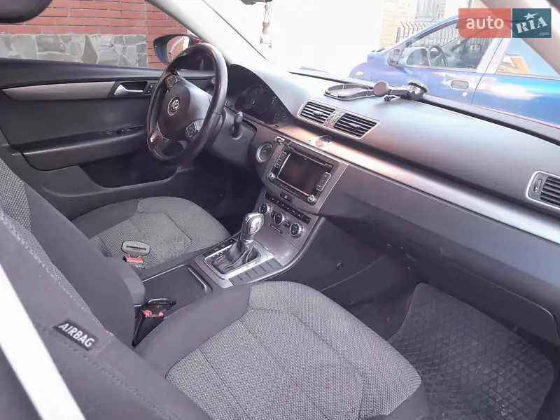Volkswagen Passat 2012 VIN WVWZZZ3CZDE063444 фото оголошення 4 з 45