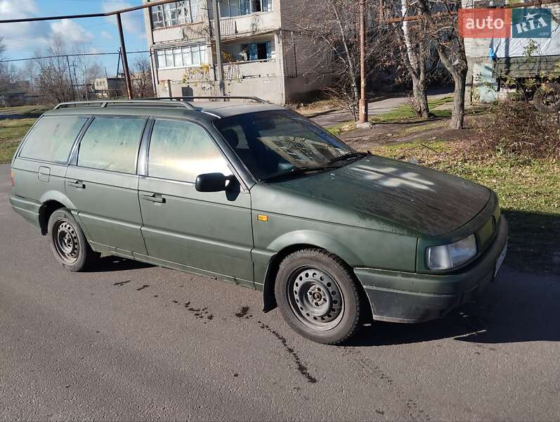 Универсал Volkswagen Passat 1993 в Славянске