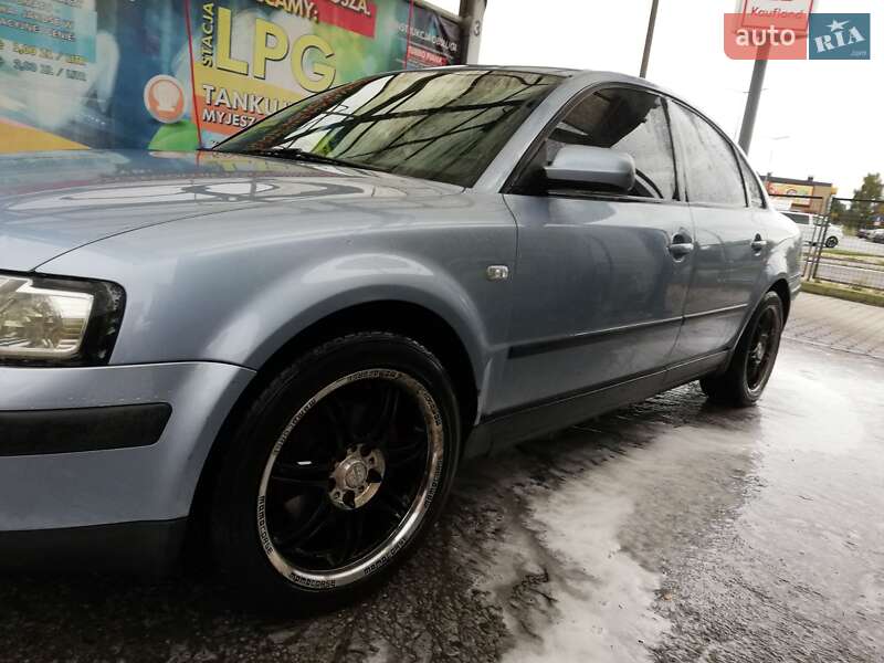 Седан Volkswagen Passat 1997 в Тернополі