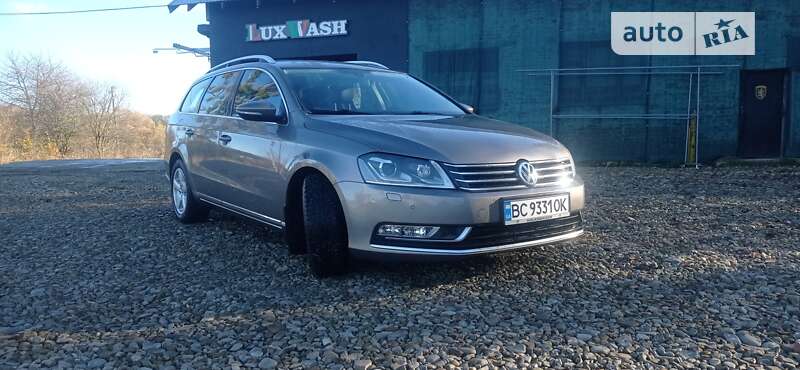 Універсал Volkswagen Passat 2011 в Стрию