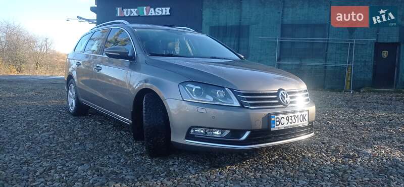 Універсал Volkswagen Passat 2011 в Стрию