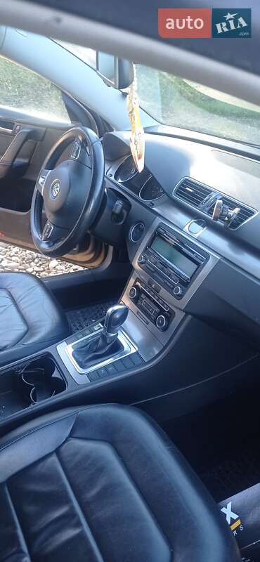 Універсал Volkswagen Passat 2011 в Стрию