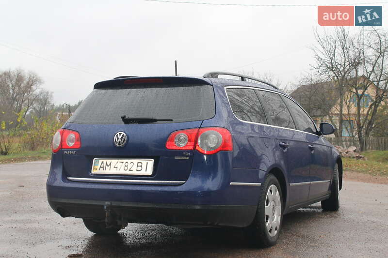 Универсал Volkswagen Passat 2009 в Коростене