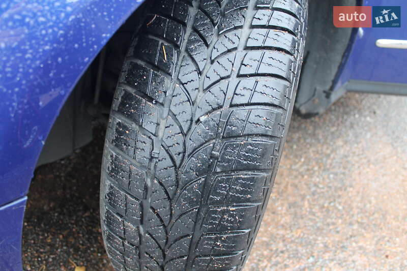 Универсал Volkswagen Passat 2009 в Коростене