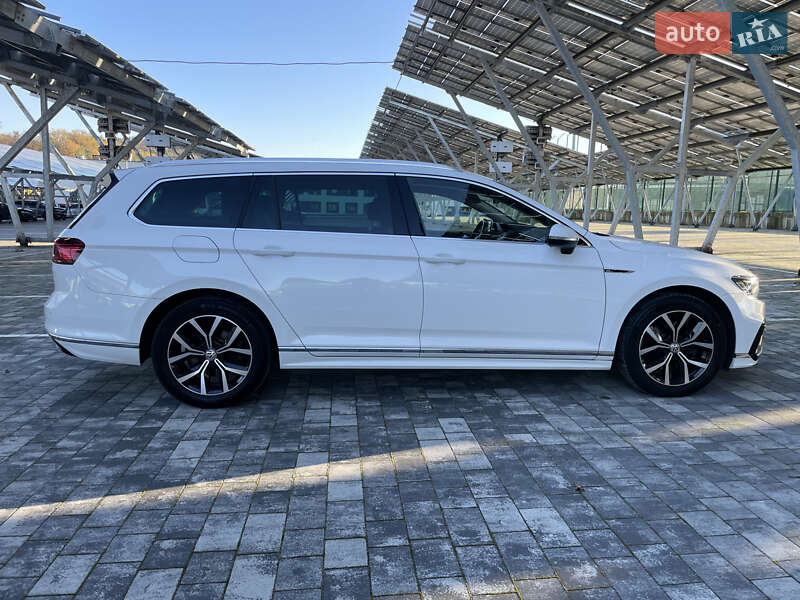 Универсал Volkswagen Passat 2019 в Львове