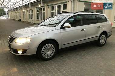 Универсал Volkswagen Passat 2008 в Львове