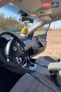 Седан Volkswagen Passat 2006 в 