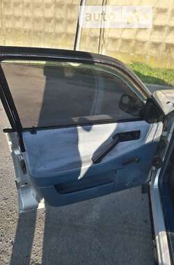 Седан Volkswagen Passat 1991 в 