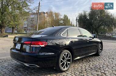 Седан Volkswagen Passat 2020 в Николаеве