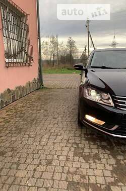 Универсал Volkswagen Passat 2013 в 
