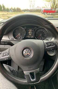 Универсал Volkswagen Passat 2013 в 