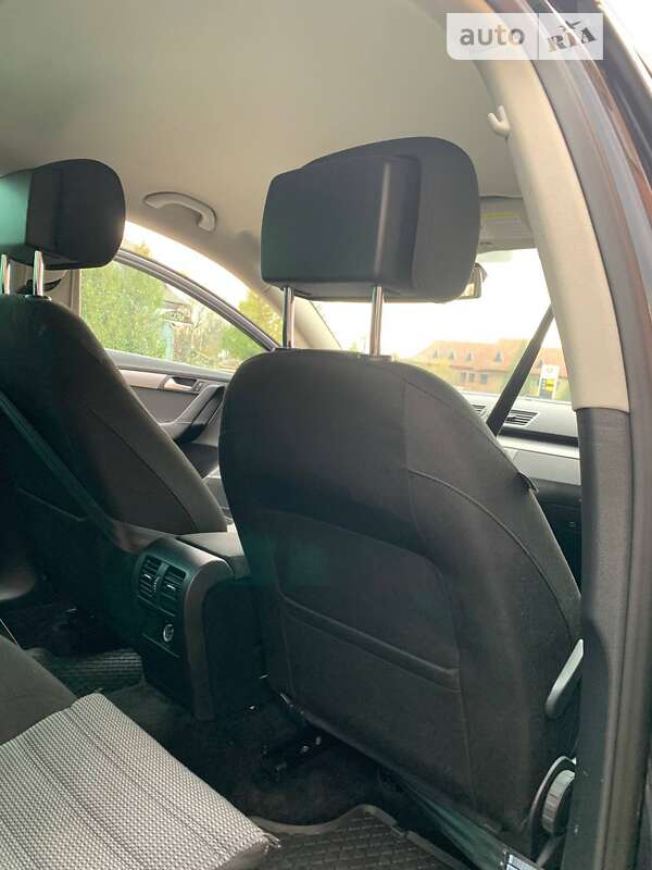 Универсал Volkswagen Passat 2013 в Калуше