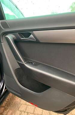 Универсал Volkswagen Passat 2013 в 