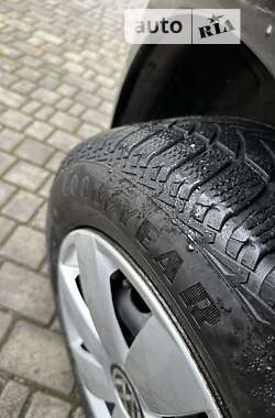 Седан Volkswagen Passat 2012 в 