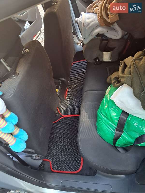 Универсал Volkswagen Passat 2008 в Киеве