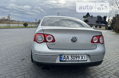 Седан Volkswagen Passat 2010 в Коломые
