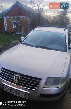 Универсал Volkswagen Passat 2001 в Тростянце