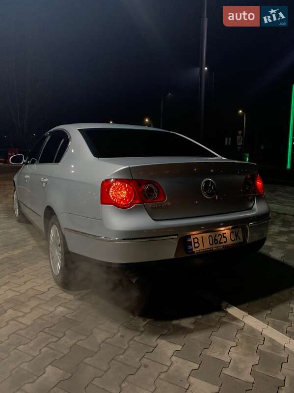 Седан Volkswagen Passat 2008 в Кременчуці