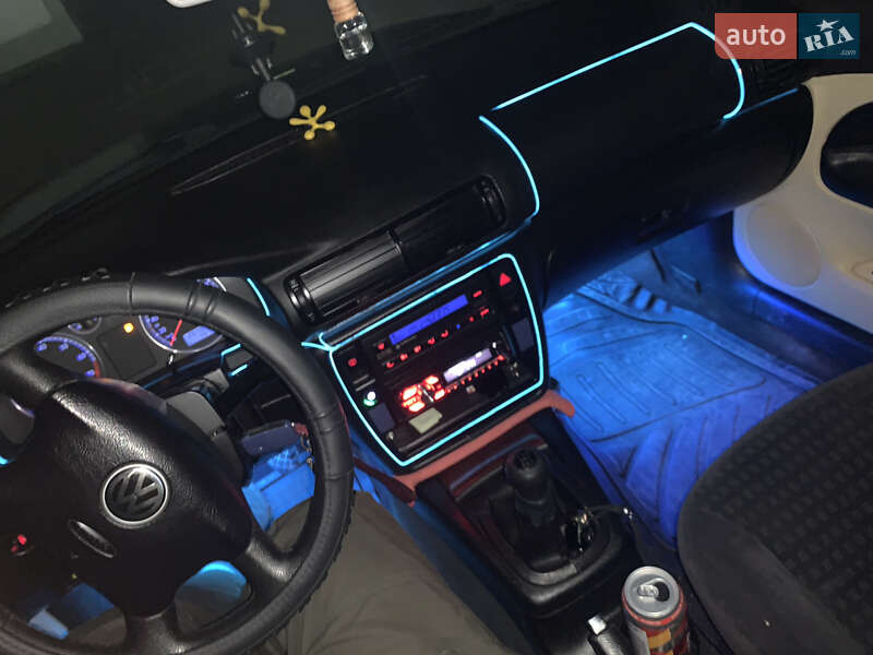 Седан Volkswagen Passat 2002 в Житомирі