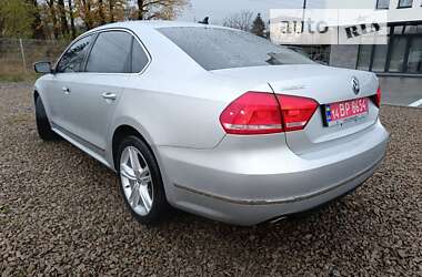 Седан Volkswagen Passat 2014 в Львове