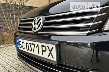 Седан Volkswagen Passat 2012 в 