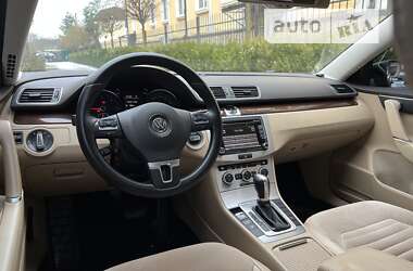 Седан Volkswagen Passat 2012 в 