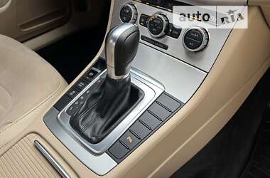 Седан Volkswagen Passat 2012 в 