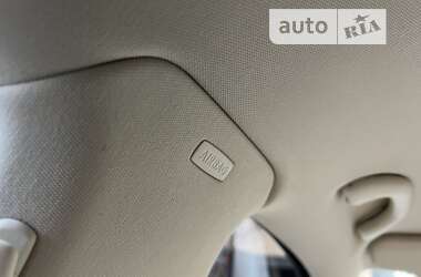 Седан Volkswagen Passat 2012 в 