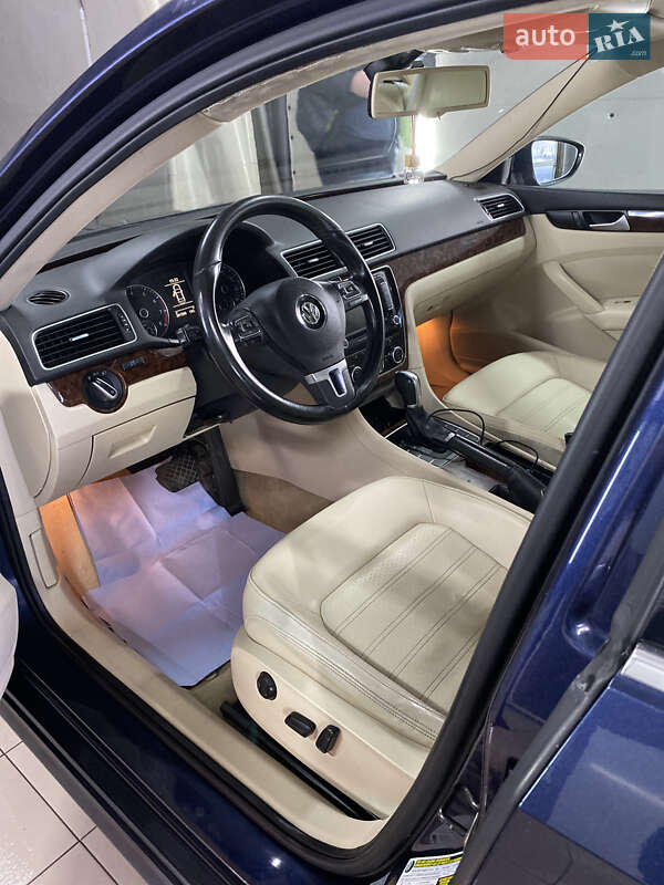 Volkswagen Passat 2012