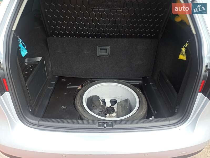 Універсал Volkswagen Passat 2010 в Сараті