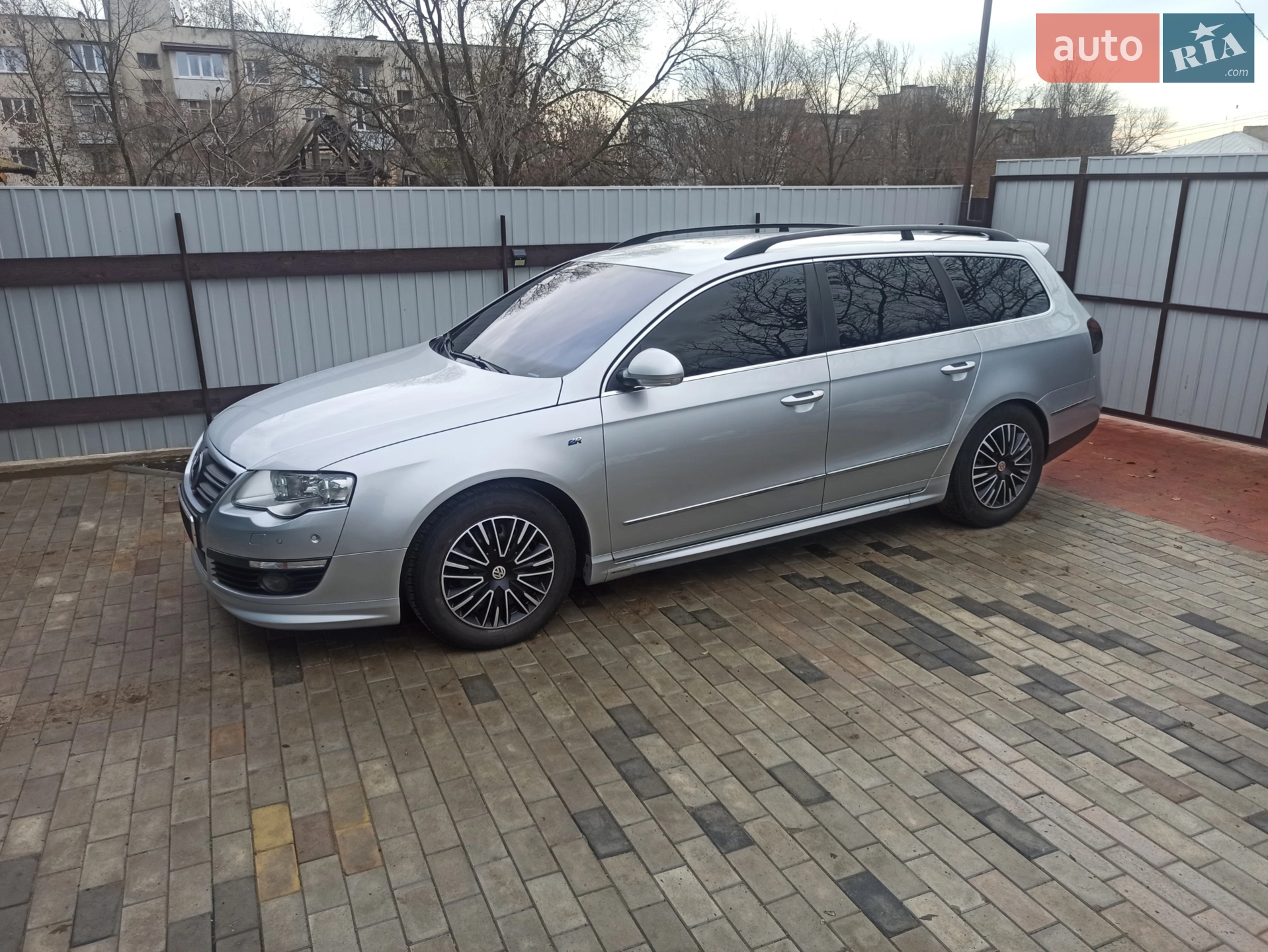 2010 Volkswagen Passat - мініатюра 17