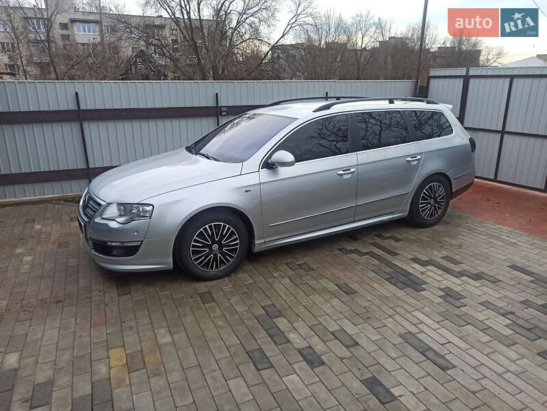 Універсал Volkswagen Passat 2010 в Сараті
