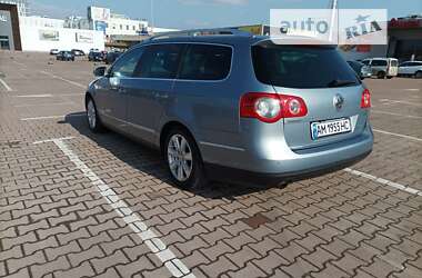 Универсал Volkswagen Passat 2010 в Житомире