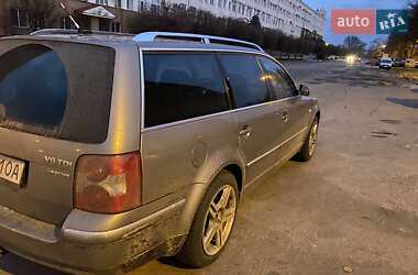 Универсал Volkswagen Passat 2003 в Харькове