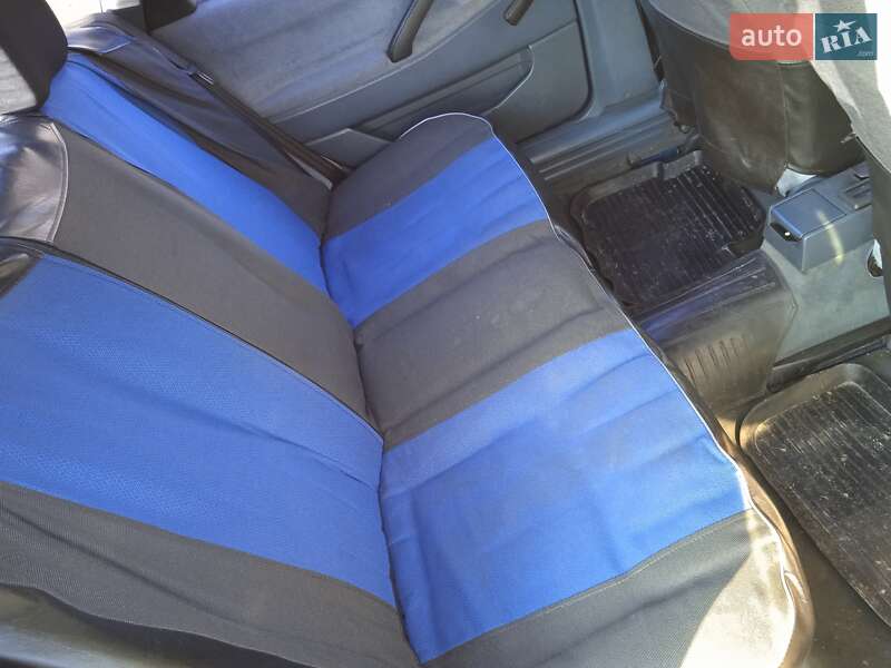 Седан Volkswagen Passat 1993 в Коломиї