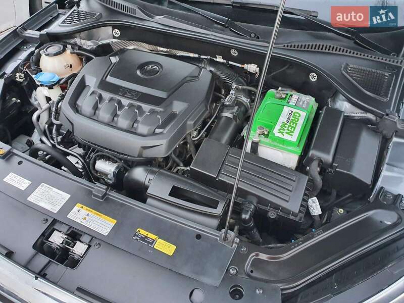 Седан Volkswagen Passat 2020 в Киеве