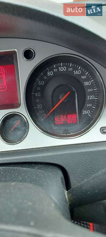 Універсал Volkswagen Passat 2008 в Сумах