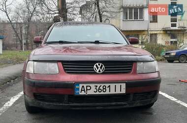 Седан Volkswagen Passat 1998 в 