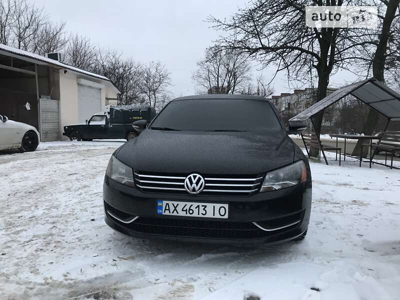 Седан Volkswagen Passat 2012 в Харькове