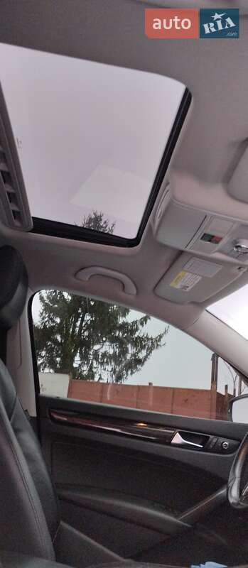 Седан Volkswagen Passat 2013 в Баранівці