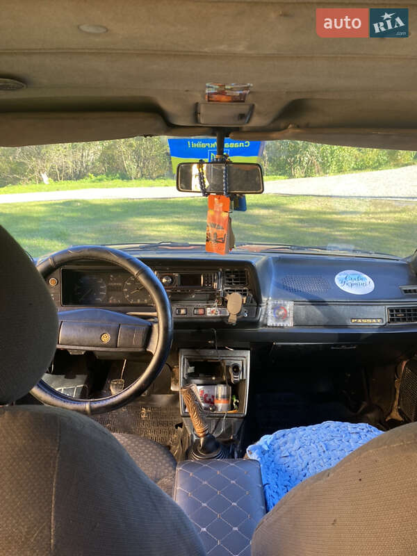 Универсал Volkswagen Passat 1986 в Бориславе