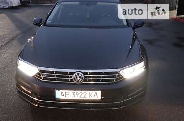 Універсал Volkswagen Passat 2016 в Кривому Розі