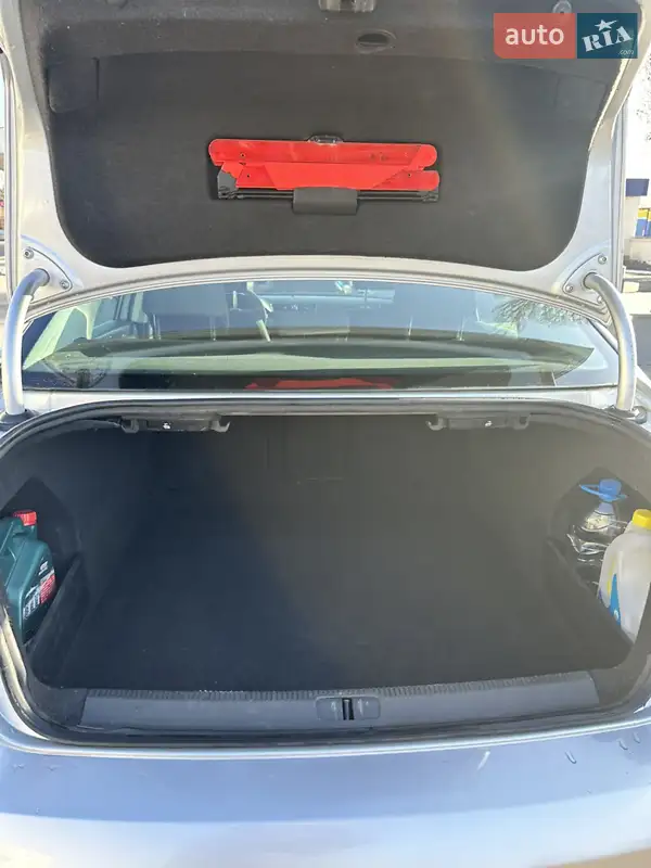 Volkswagen Passat 2011 VIN WVWZZZ3CZBP307164 фото оголошення 5 з 50