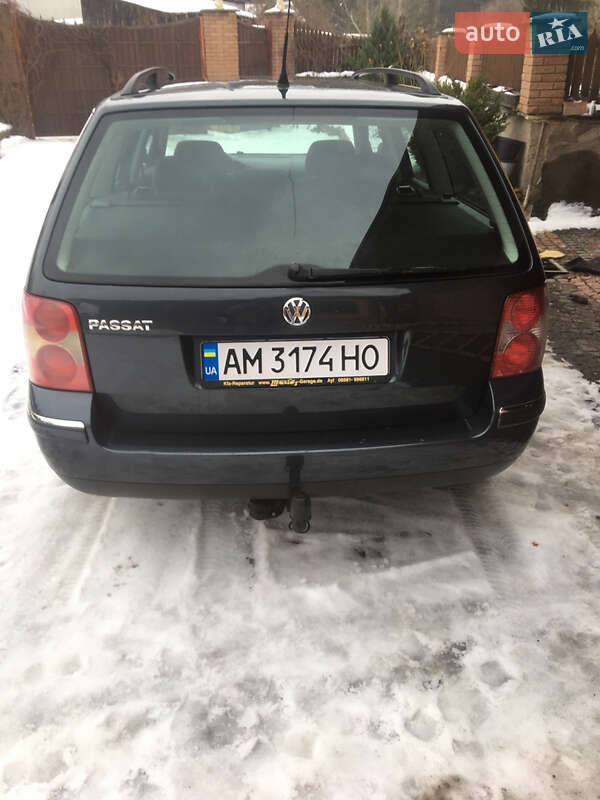 Универсал Volkswagen Passat 2003 в Житомире