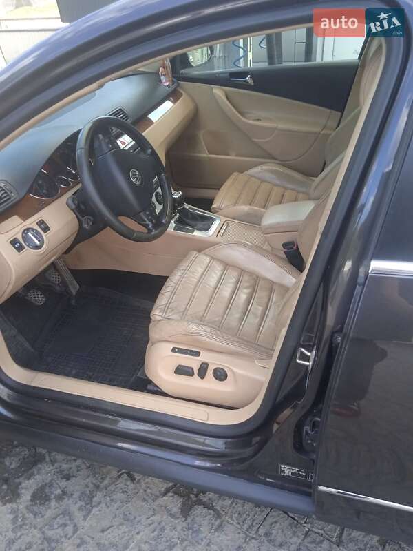 Седан Volkswagen Passat 2006 в Хмельницком